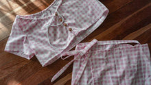 Load image into Gallery viewer, Strawberries &amp; Cream Set
